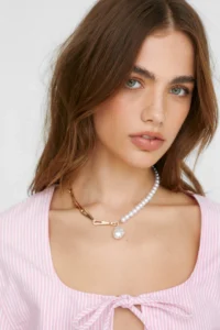 pearl & chain necklace